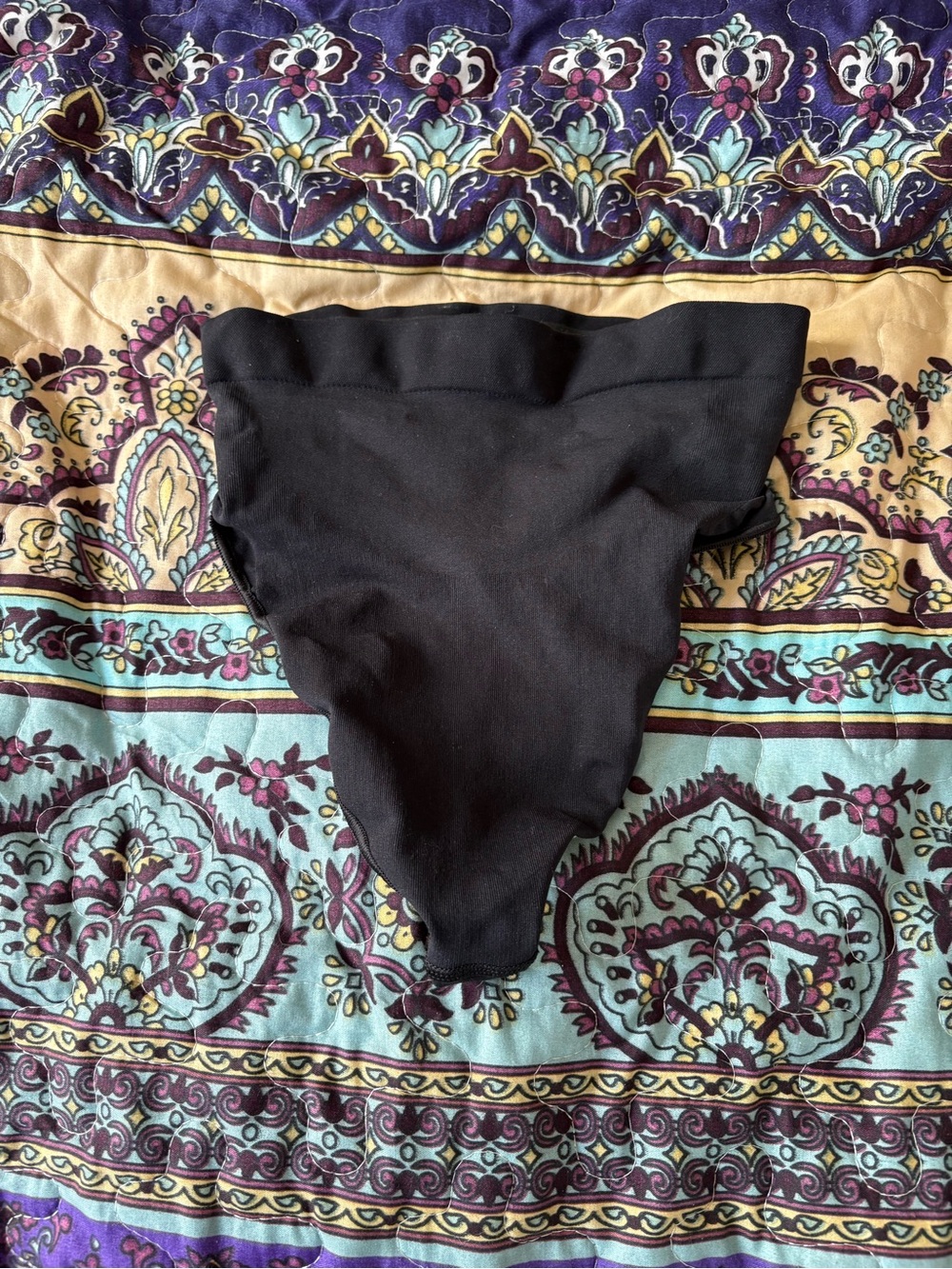 Skims Comfy Sculpting Thong in Onyx NWOT
